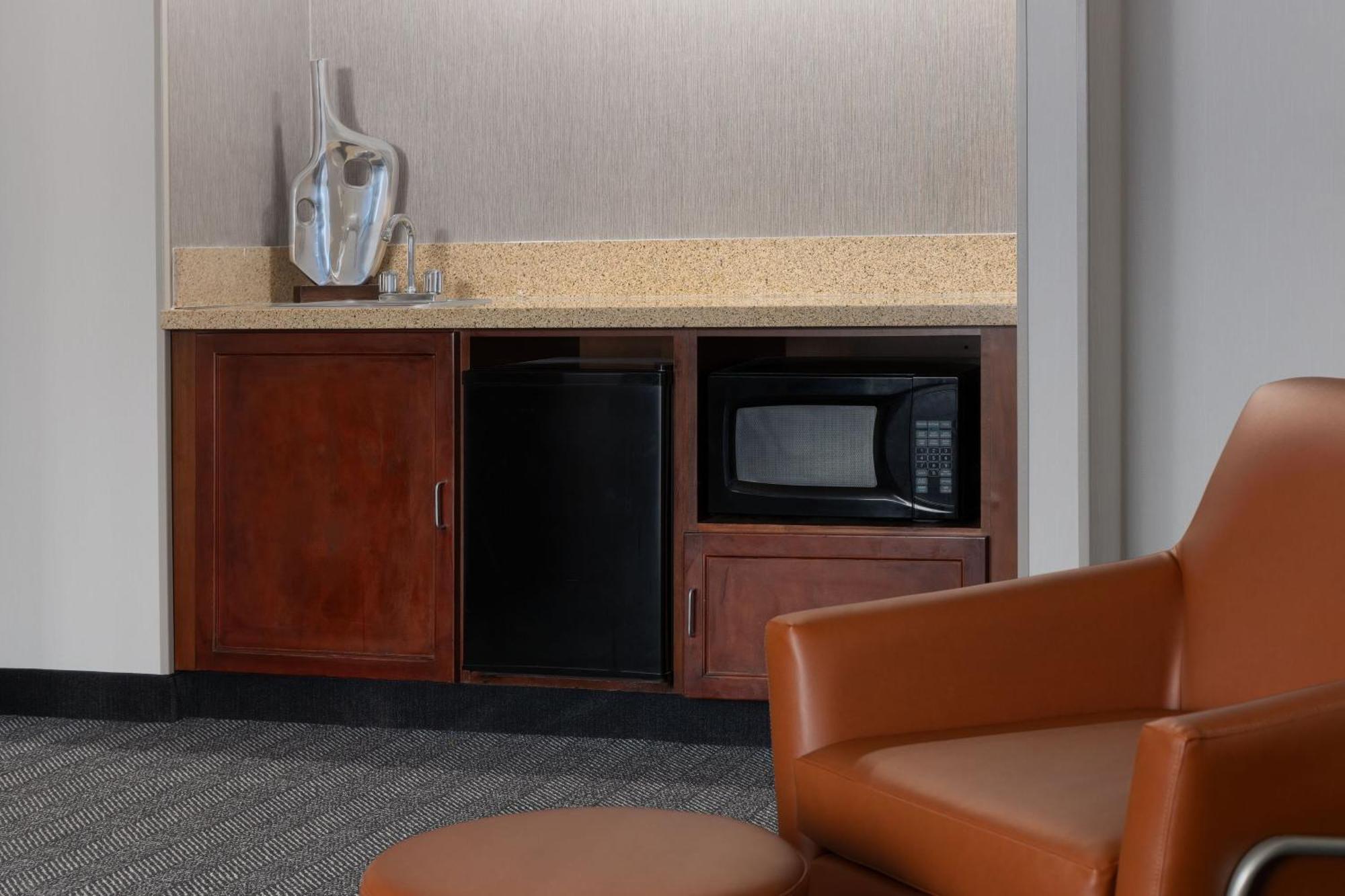 Hotel Courtyard By Marriott Ontario Rancho Cucamonga Exterior foto